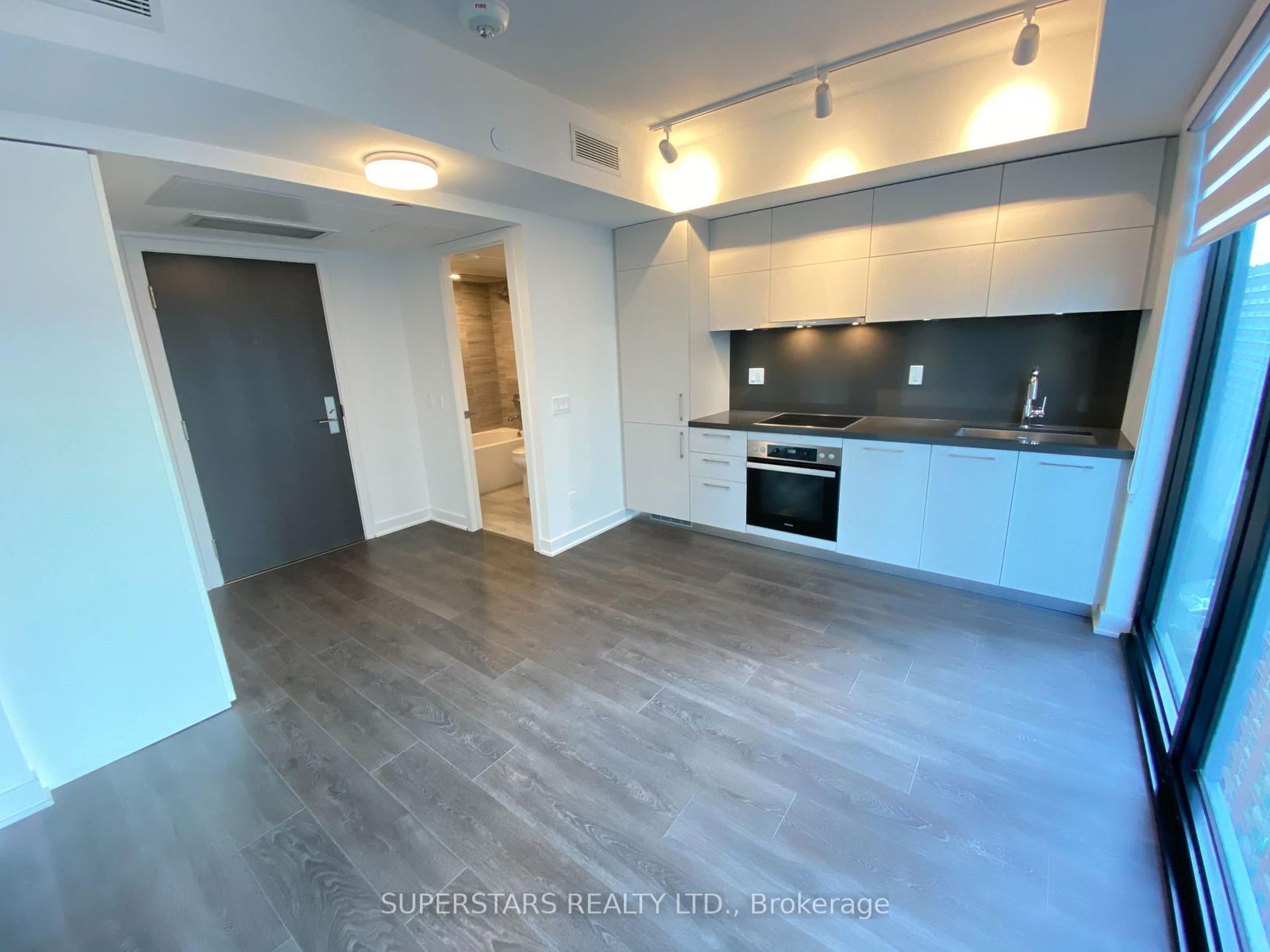 Condo for sale at 1813-188 Cumberland Street, Toronto, Annex, M5R 2G3 - MLS: C12217772