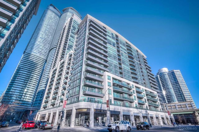 1001 - 25 Lower Simcoe Street