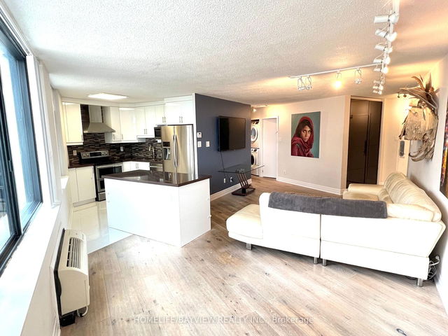 1705 - 250 Queens Quay