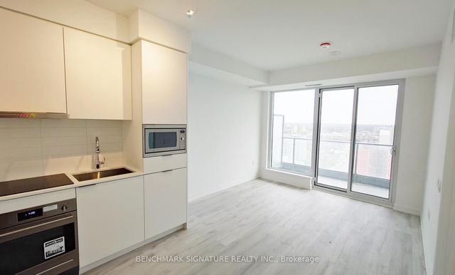2102 - 7 Golden Lion Heights