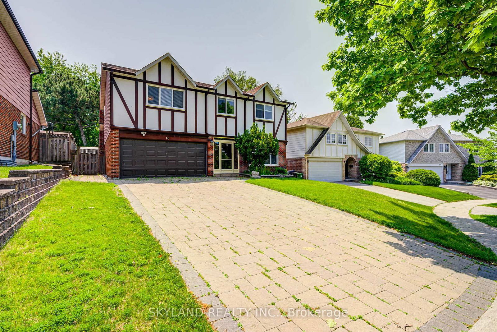 Listing Image 0