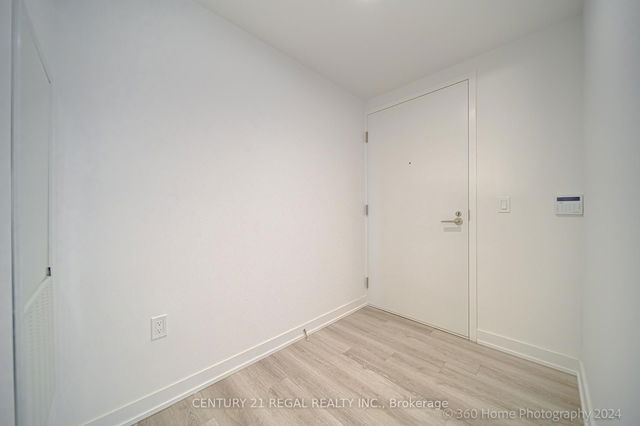 508 - 238 Simcoe Street