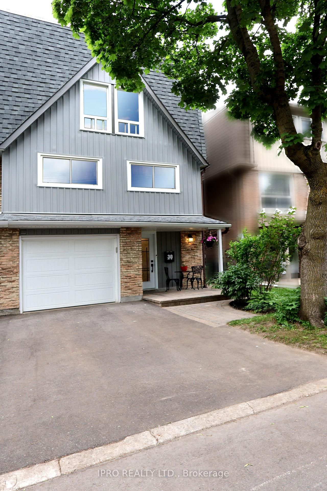 Property at 30 Clematis