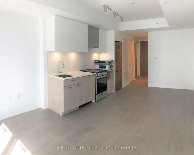 2904 - 251 Jarvis Street