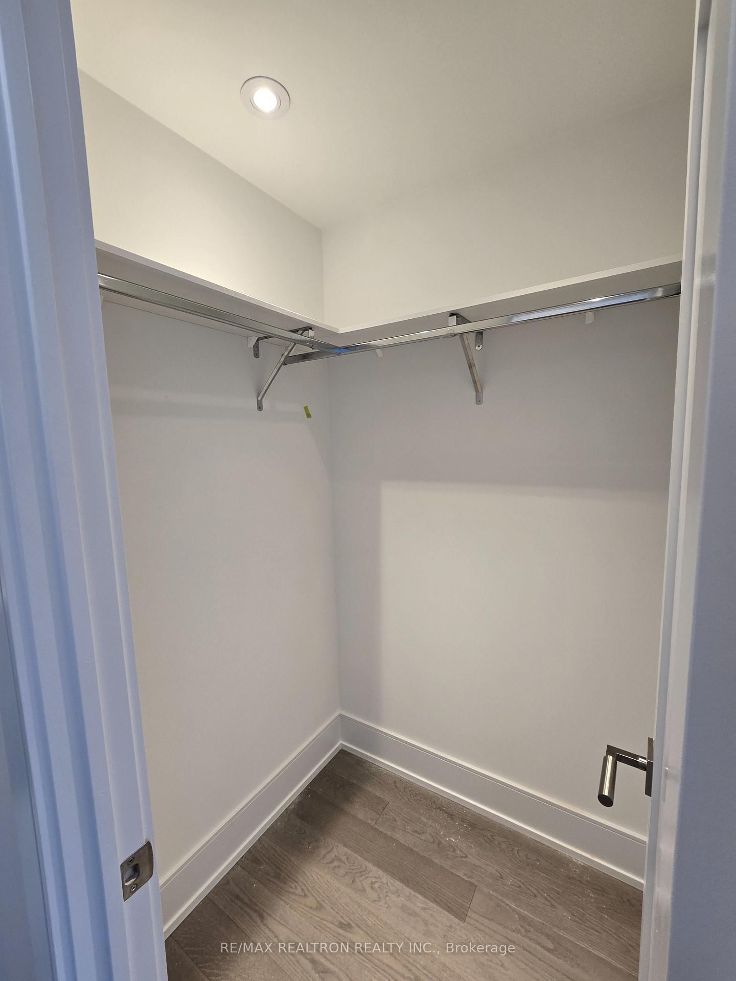 155 Merchants' Wharf, Unit 825 - Photo 11