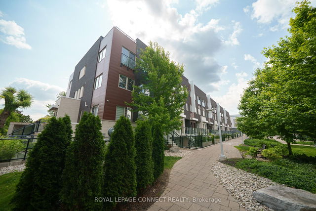 TH03 - 780 Sheppard Avenue E