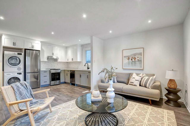 2 - 20 Alcina Avenue