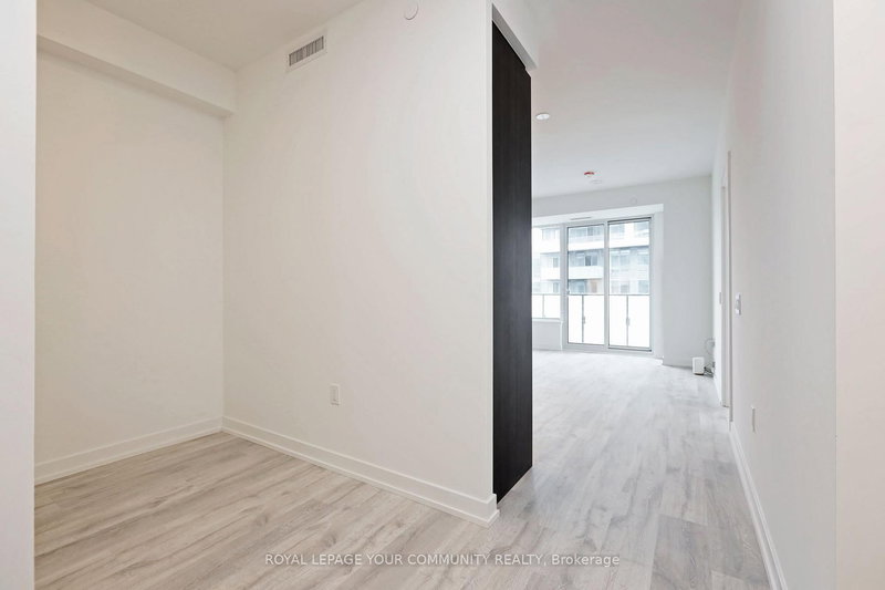 1003 - 8 Olympic Garden Dr, Toronto, M2M 0B9 | Image 3