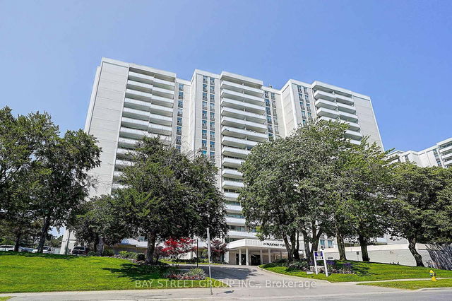 812 - 10 Parkway Forest Drive