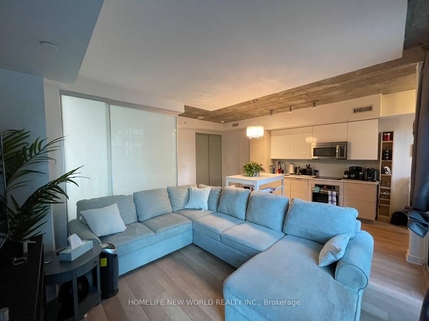 Condo for sale at 402-210 Simcoe Street, Toronto, University, M5T 2W5 - MLS: C12219107