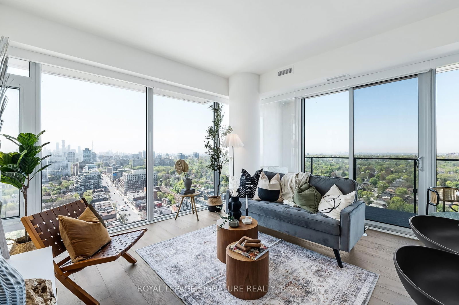 Condo for sale at 2814-5 Soudan Avenue, Toronto, Mount Pleasant West, M4S 0B1 - MLS: C12219223