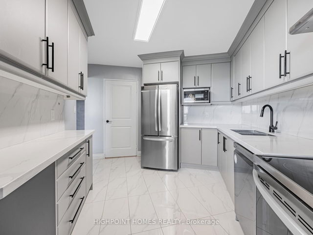 919 - 10 Edgecliff Golfway