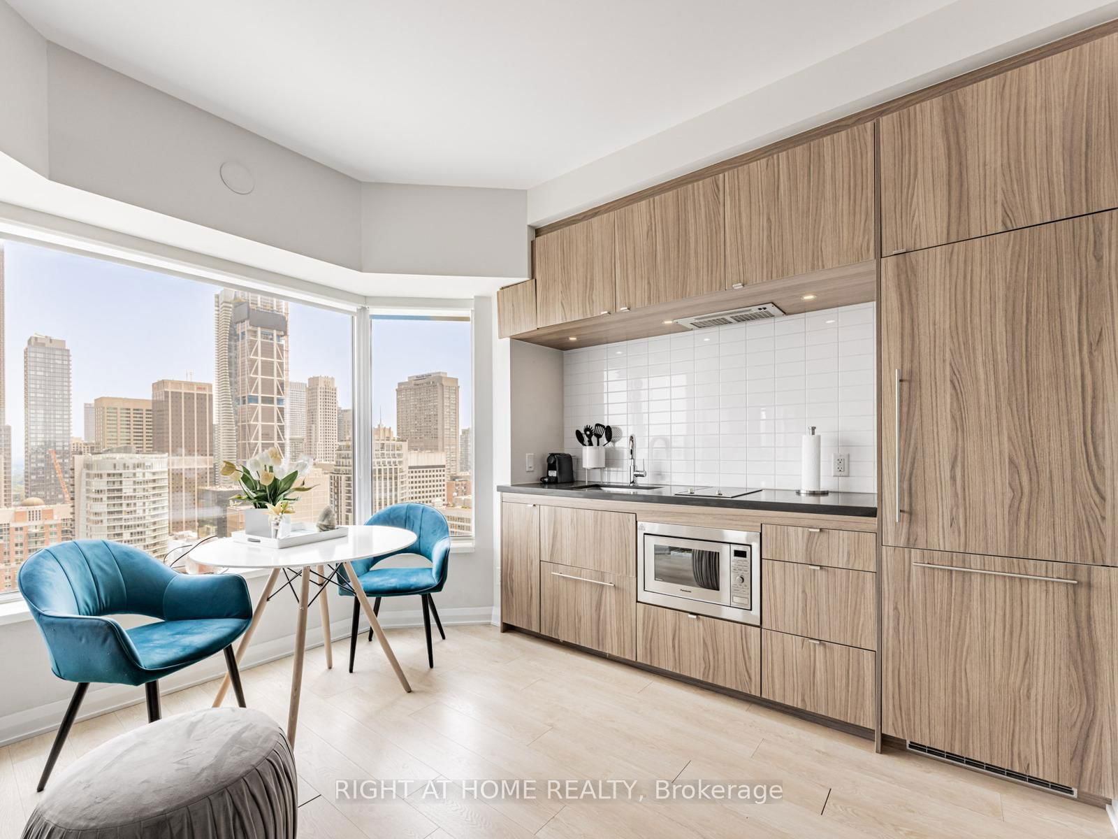 Condo for sale at 3105-155 Yorkville Avenue, Toronto, Annex, M5R 1C4 - MLS: C12219568