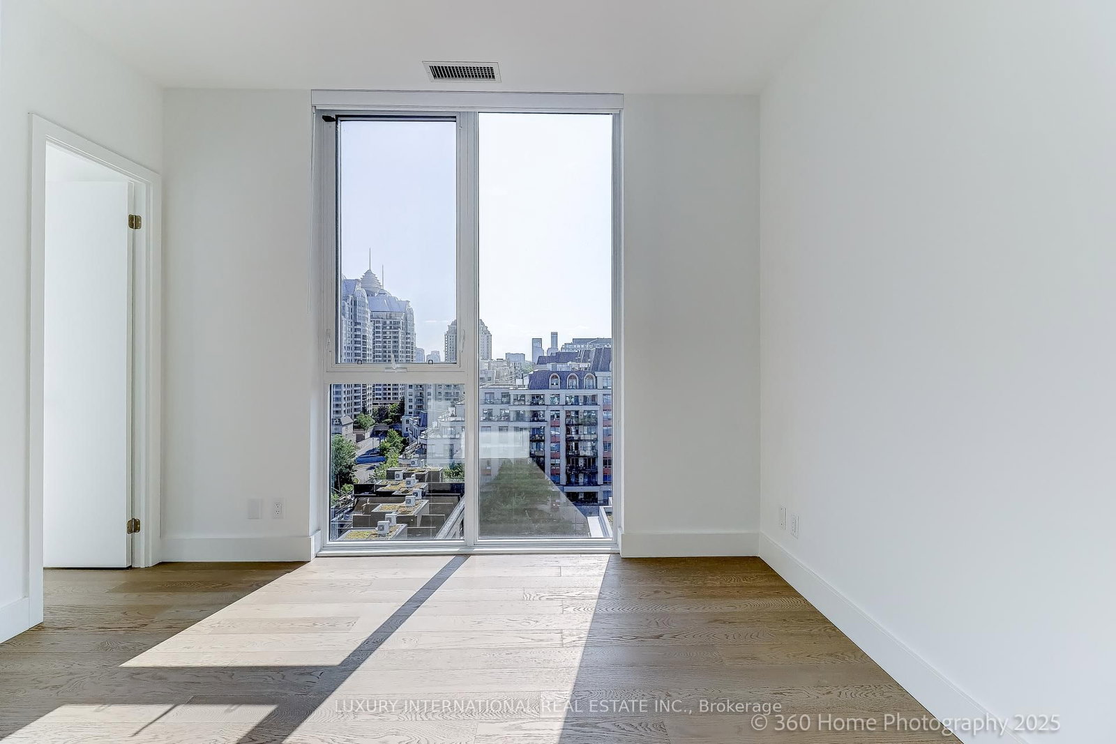 6 Greenbriar Road, Unit 1010 - Photo 12
