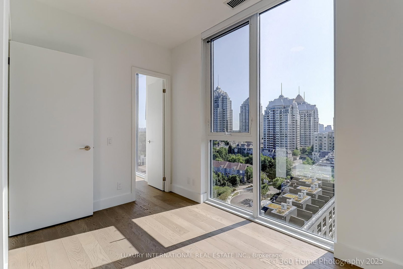 6 Greenbriar Road, Unit 1010 - Photo 14