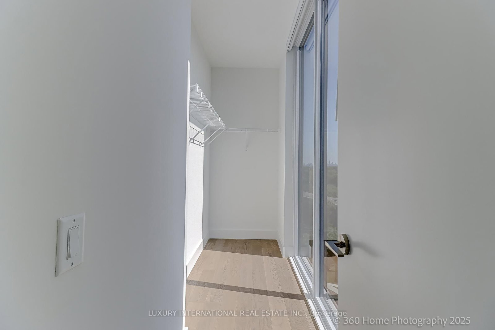 6 Greenbriar Road, Unit 1010 - Photo 17