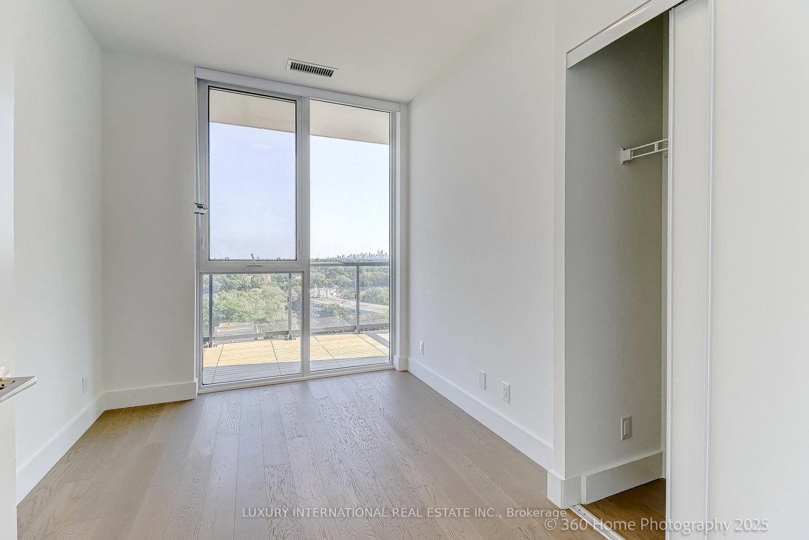 6 Greenbriar Road, Unit 1010 - Photo 21