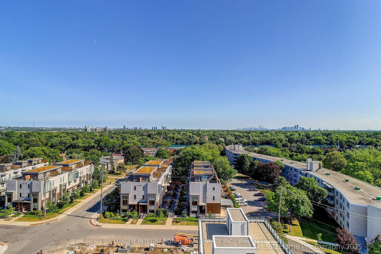 6 Greenbriar Road, Unit 1010 - Photo 29