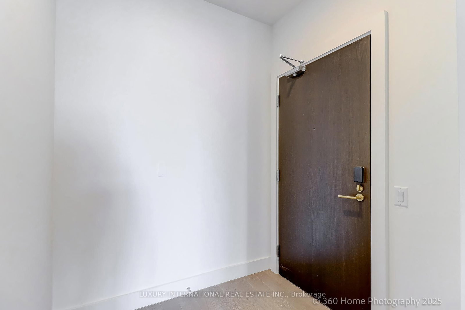 6 Greenbriar Road, Unit 1010 - Photo 32