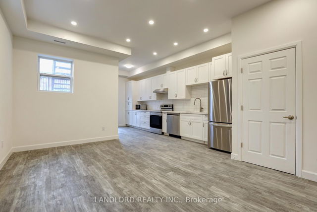 C - 620 Bathurst Street