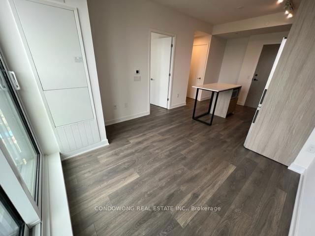 2809 - 130 River Street