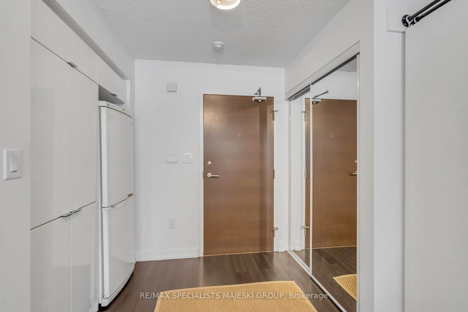 Condo for sale at 1705-21 Iceboat Terrace, Toronto, Waterfront Communities C1, M5V 4A9 - MLS: C12219852