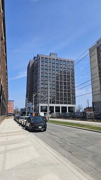 803 - 181 Sterling Rd Road