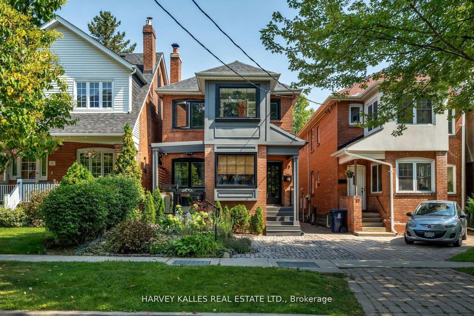 Detached House for sale at 39 Standish Avenue, Toronto, Ontario, M4W 3B2 - Rosedale-Moore Park - MLS: C12220048