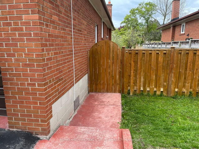 Bsmt - 143 Holmes Avenue