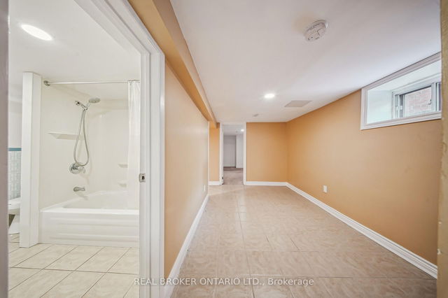 BSMT - 282 Ossington Avenue