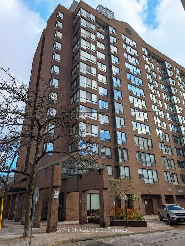903 - 117 Gerrard Street E