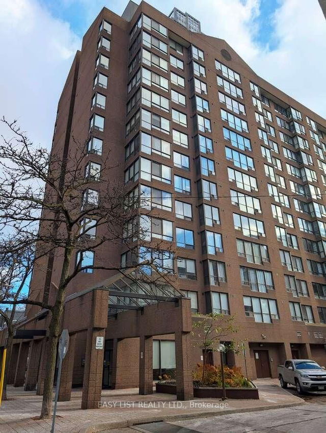 903 - 117 Gerrard Street