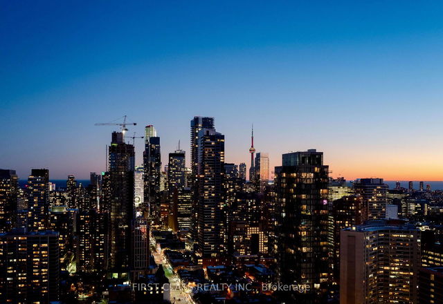 2904 - 1 Bloor st east Unit 2904 Street