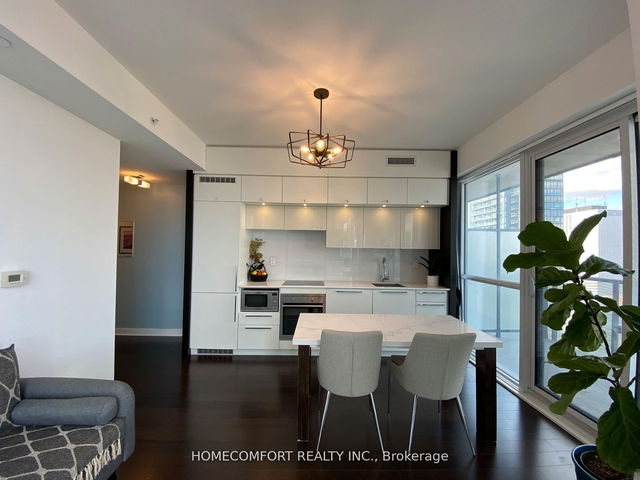 2409 - 15 Grenville Street