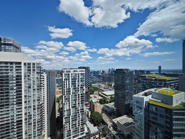 3801 - 82 Dalhousie Street
