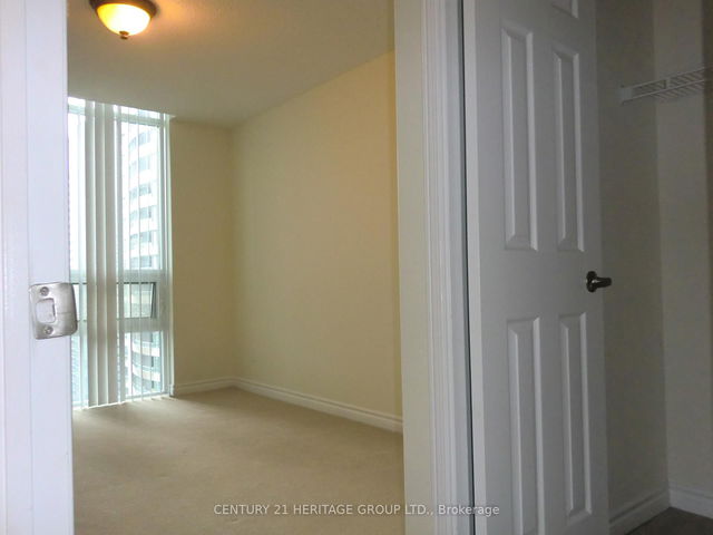 2309 - 35 Hollywood Avenue