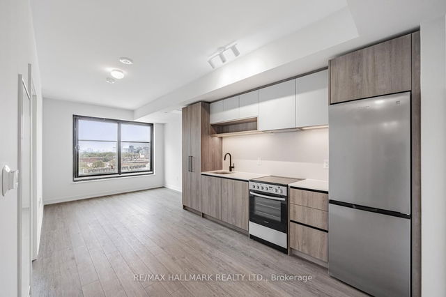 910 - 181 Sterling Road