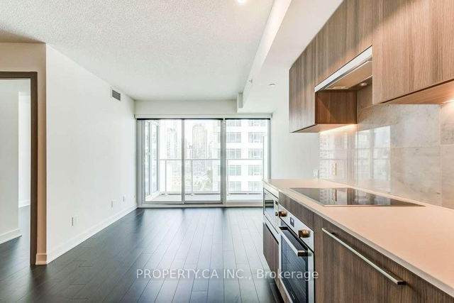2309 - 19 Bathurst Street