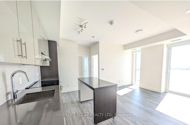 2805 - 188 Fairview Mall Drive