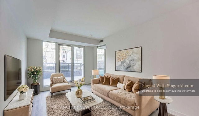#413 - 158 Front Street E