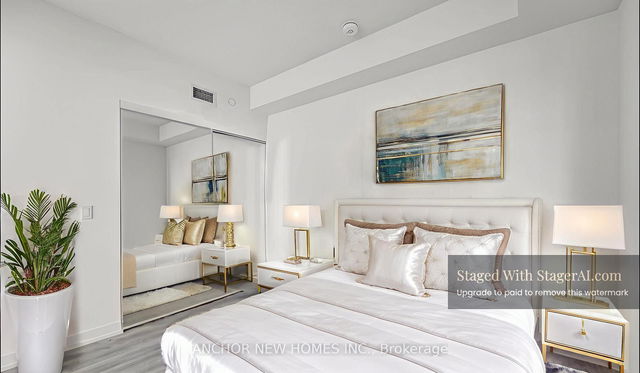 #413 - 158 Front Street E