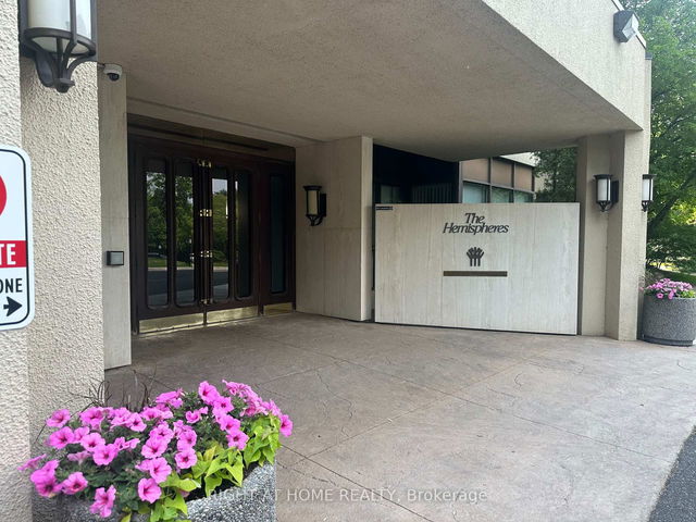 302 - 131 Torresdale Avenue