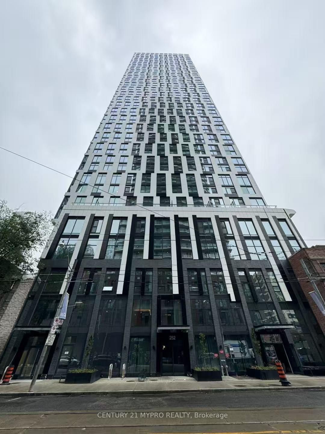 252 Church Street, Unit 5216 - Photo 5