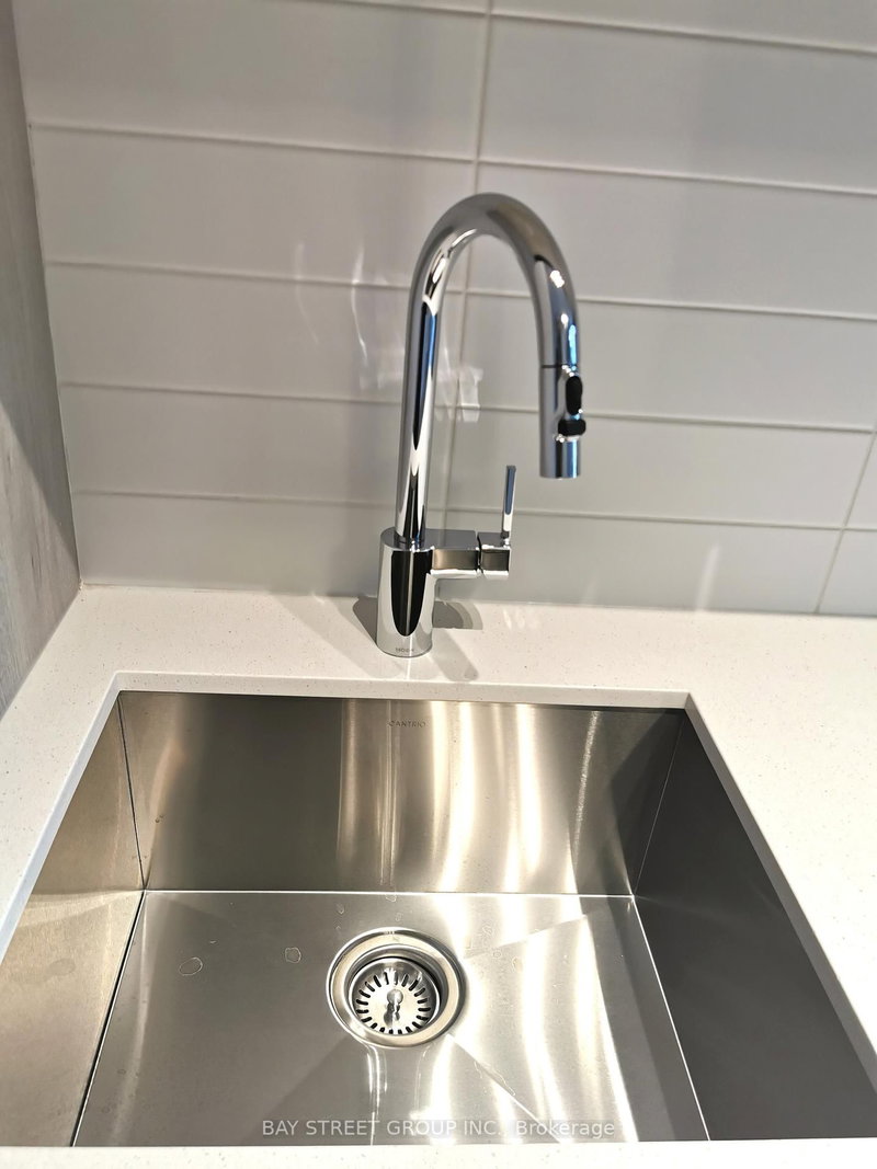 808 - 8 WIDMER St, Toronto, M5V 2E7 | Image 3