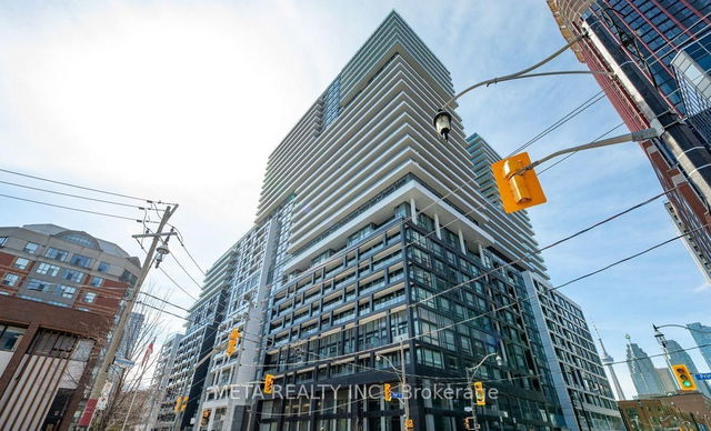 1206 - 70 Princess Street