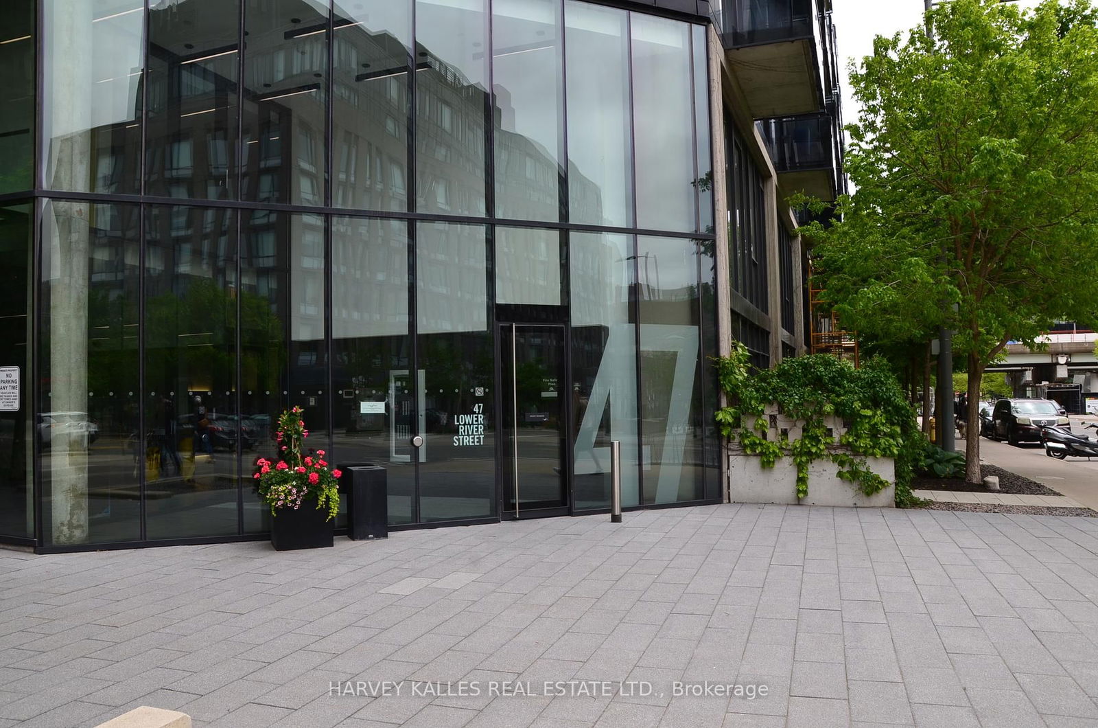 Condo for sale at 526-47 Lower River Street, Toronto, Moss Park, M5A 0G1 - MLS: C12221999