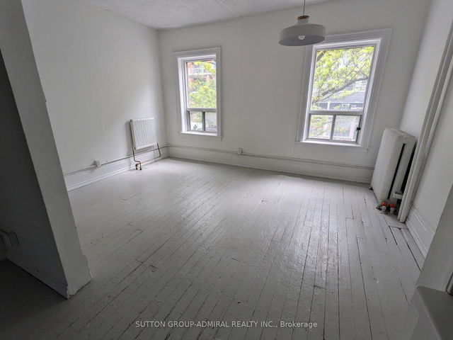 1 - 1020 Queen Street W