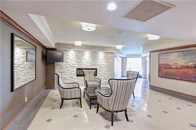 403 - 18 Concord Place