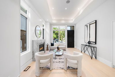 112 Randolph Rd, Toronto - Leaside image-0-2