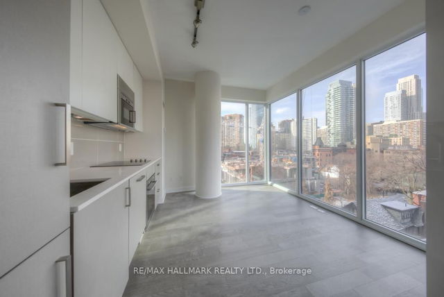 702 - 17 Dundonald Street